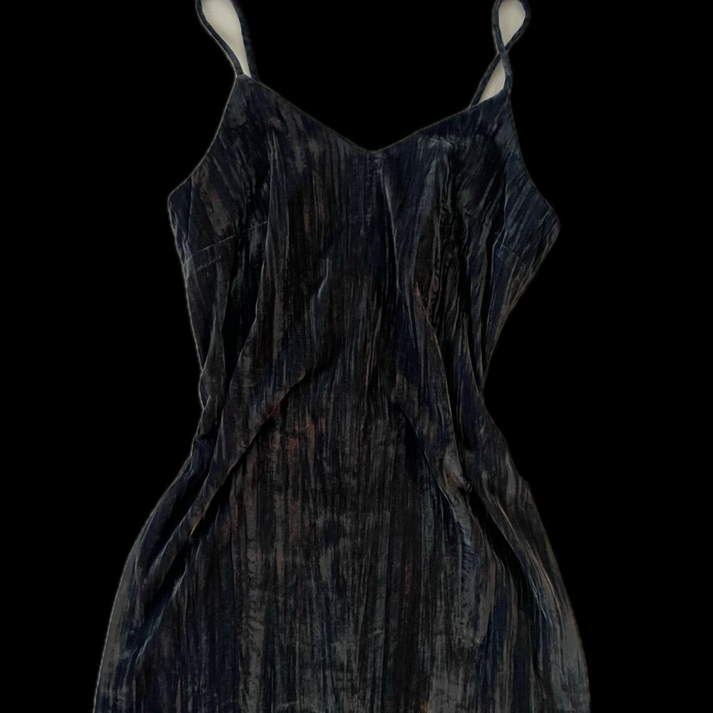 Elodie V-Neck Velvet Cami Dress in Blue Slate M - Picture 3 of 5